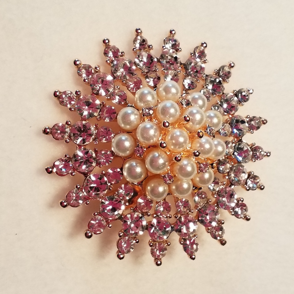 Rose gold brooch
